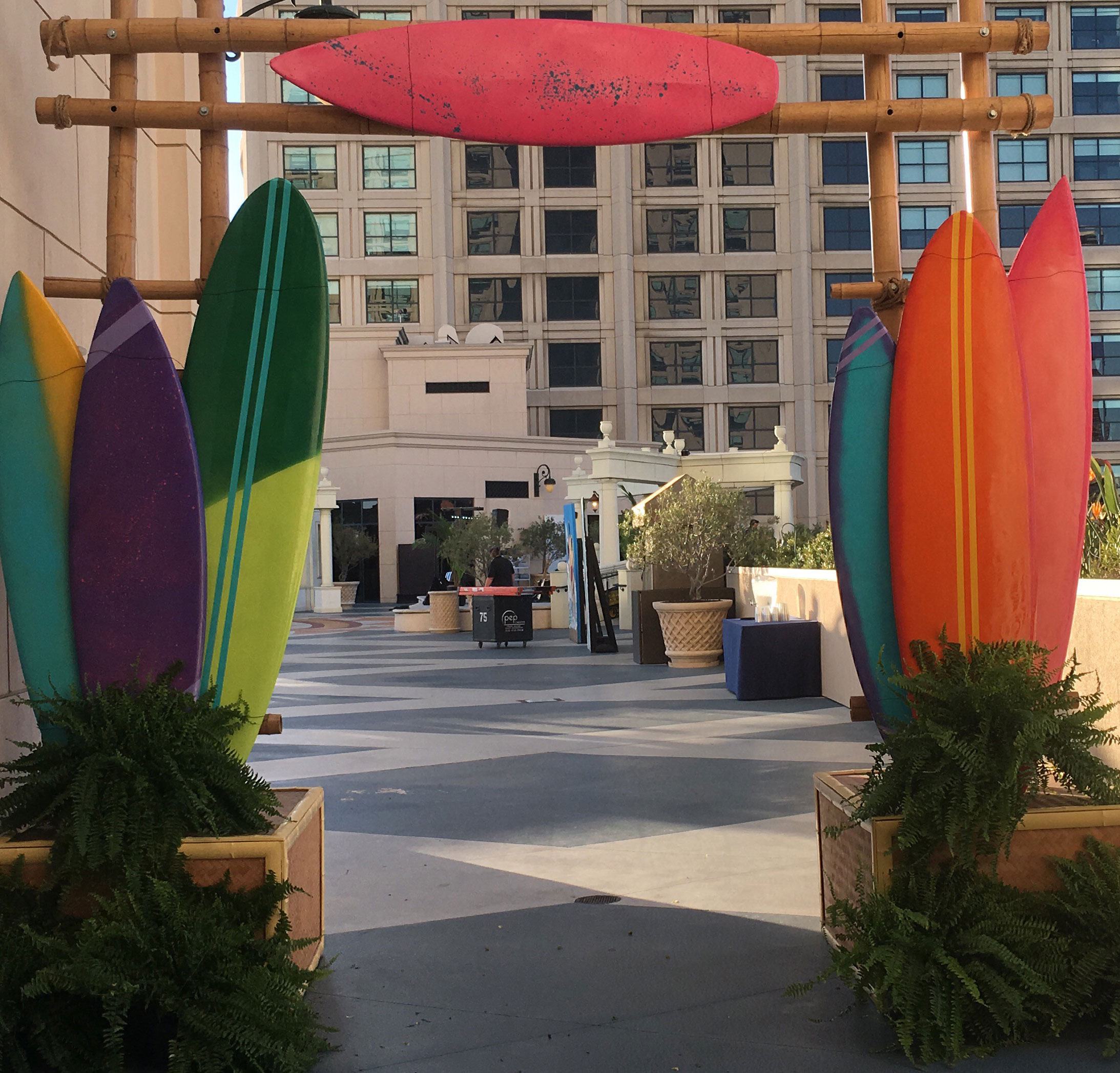 La Haula Arch (9'H) - Image 4