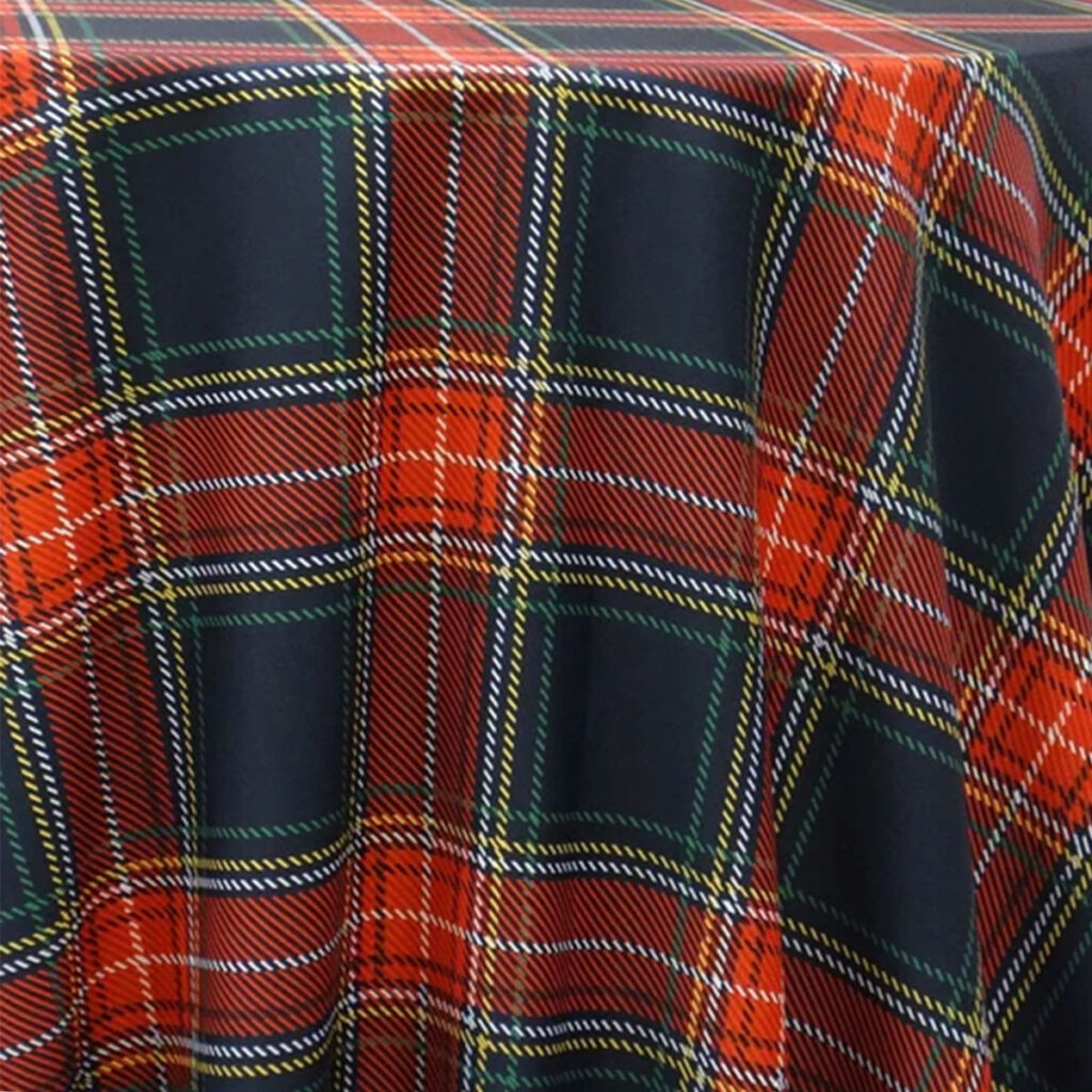 Classic Plaid Table Linen