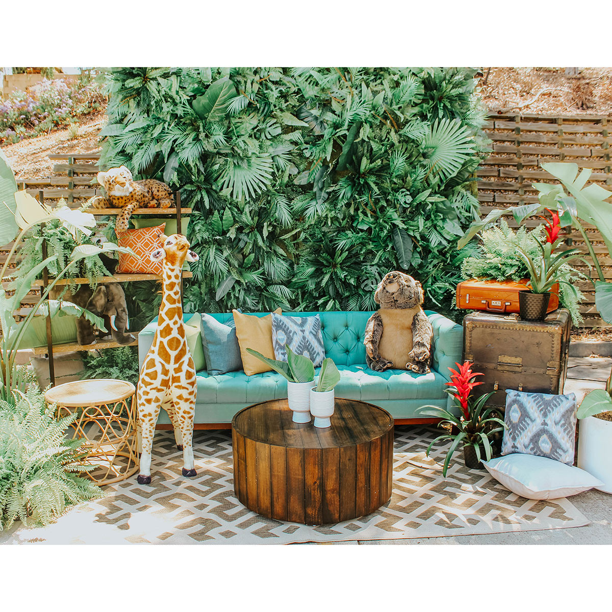 Vintage Trunk - Image 6