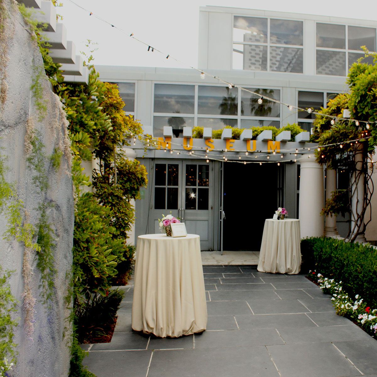 Ivory Shantung Table Linen - Image 4