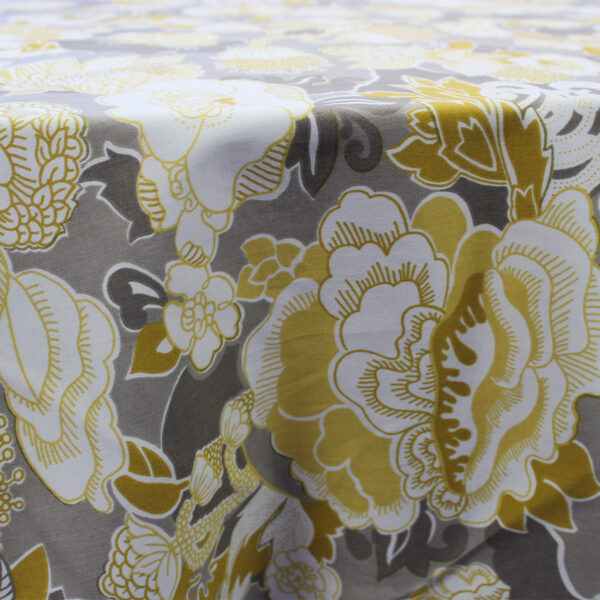 Bloom Table Linen