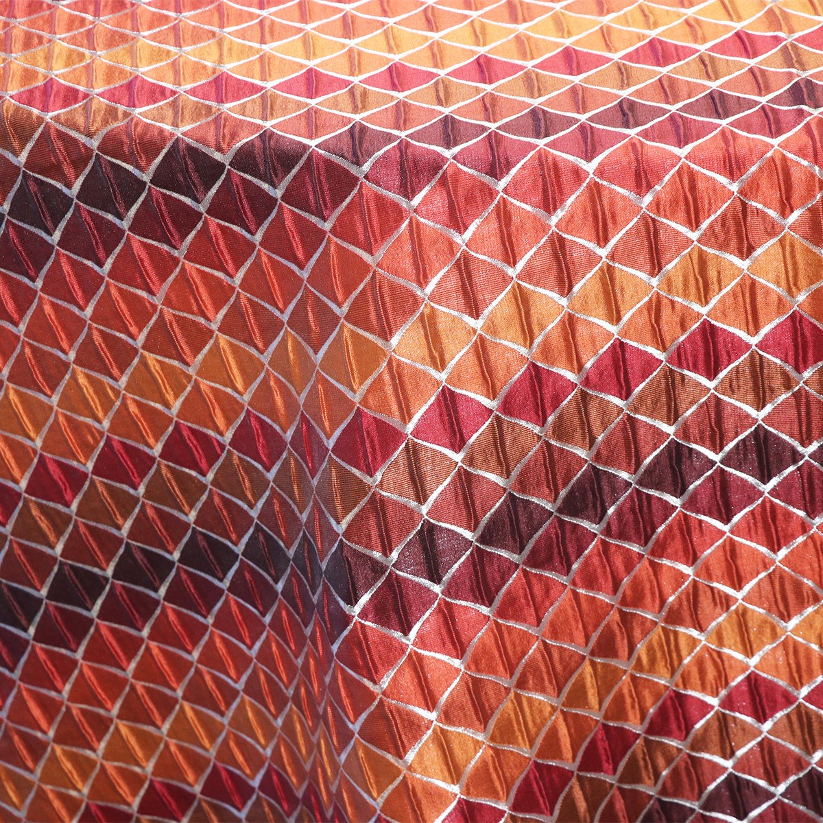 Garnet Montage Table Linen