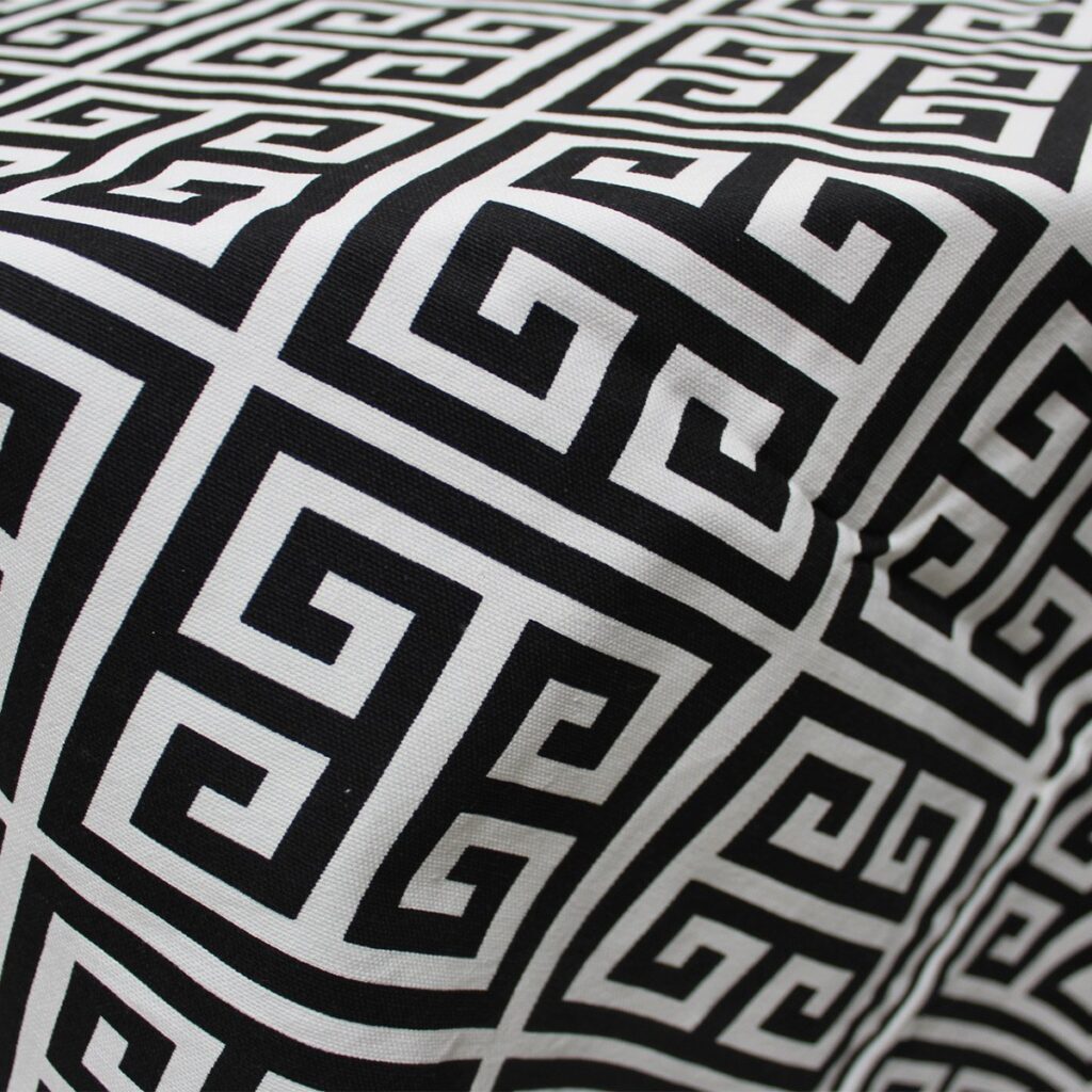 Vera Greek Key Table Linen