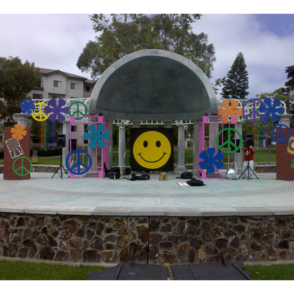 Smiley Face Panel - Image 3