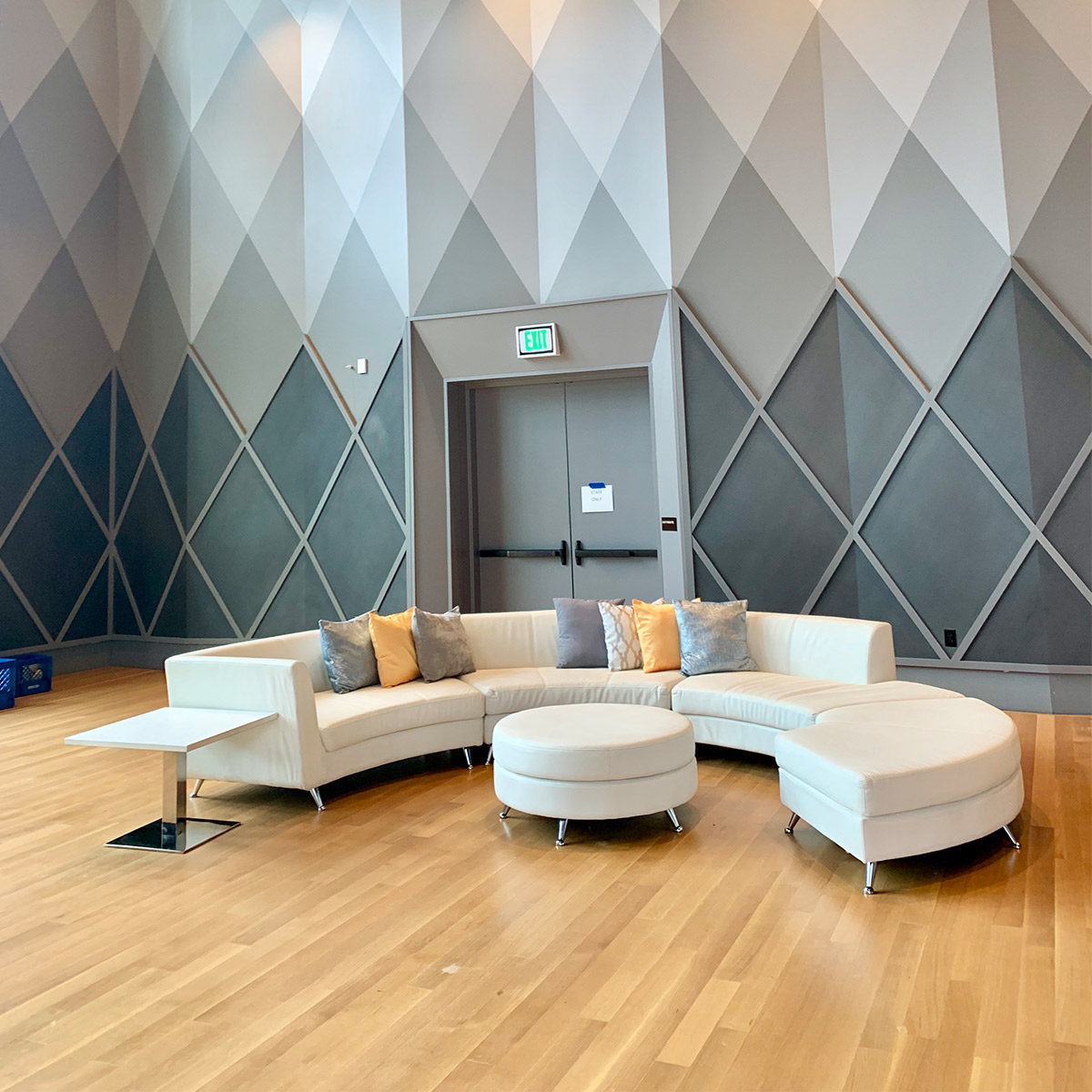 White Contempo Ottoman - Image 3