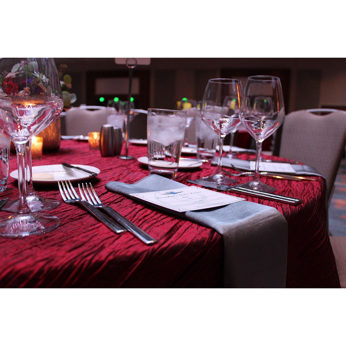 Wine Crinkle Taffeta Table Linen - Image 4