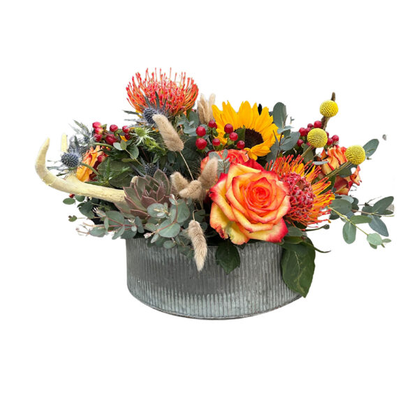 Western Dining Table Centerpiece