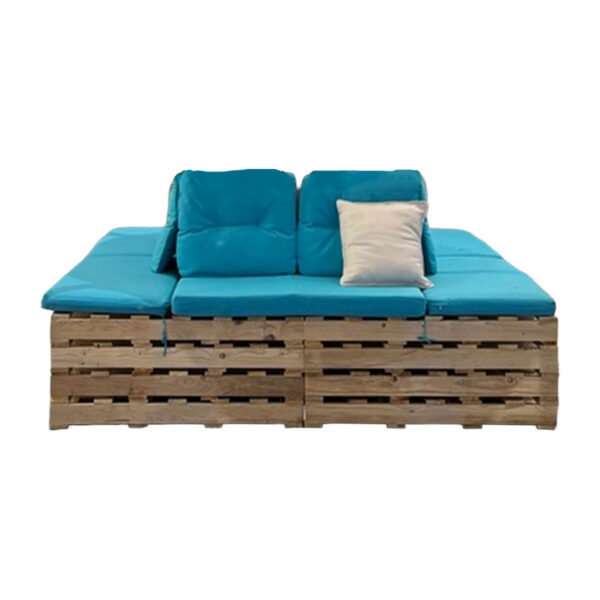 Pallet Island Lounge